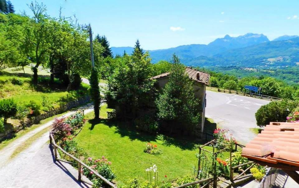 B&B Il Casale Delle Pianacce Castiglione di Garfagnana Bagian luar foto